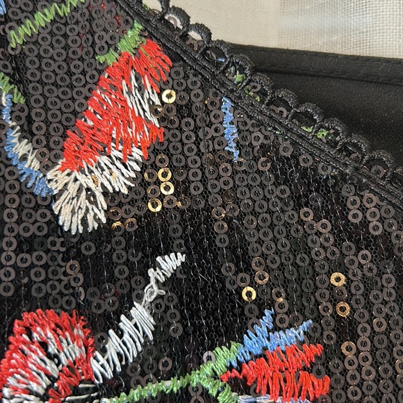 Embroidered and sequence dress - Picture 4 of 7